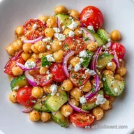 Ensalada Proteica de Garbanzos: Fresca y Familiar