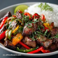 Lomo saltado peruano Cl&aacute;sico: Receta Aut&eacute;ntica con Wok Hei