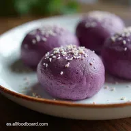 Ube Mochi With Black Sesame Sue&ntilde;os de Mochi